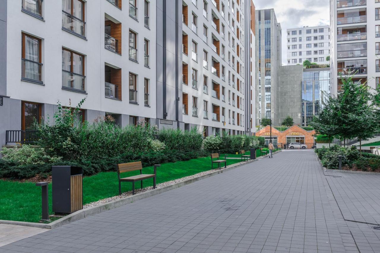 Modern Apartments With Access To The Pool Near Rondo Daszynskiego Station Varşova Dış mekan fotoğraf